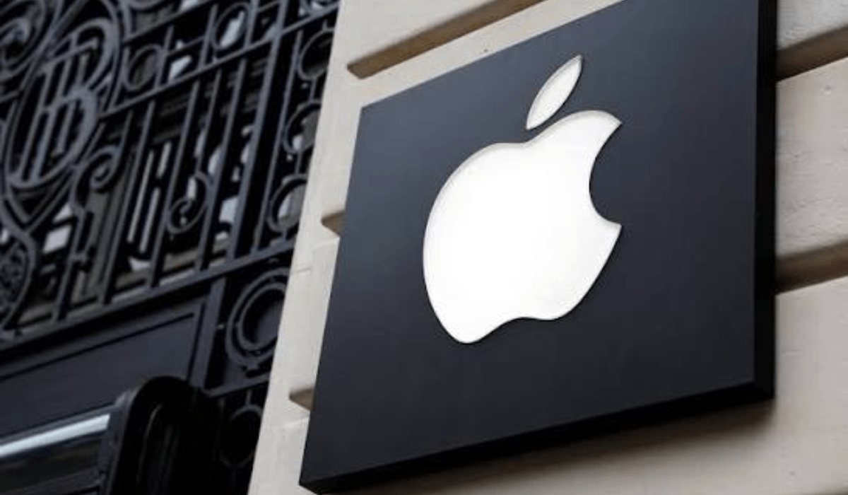 Apple earnings beat forecasts on iPhone 17 demand